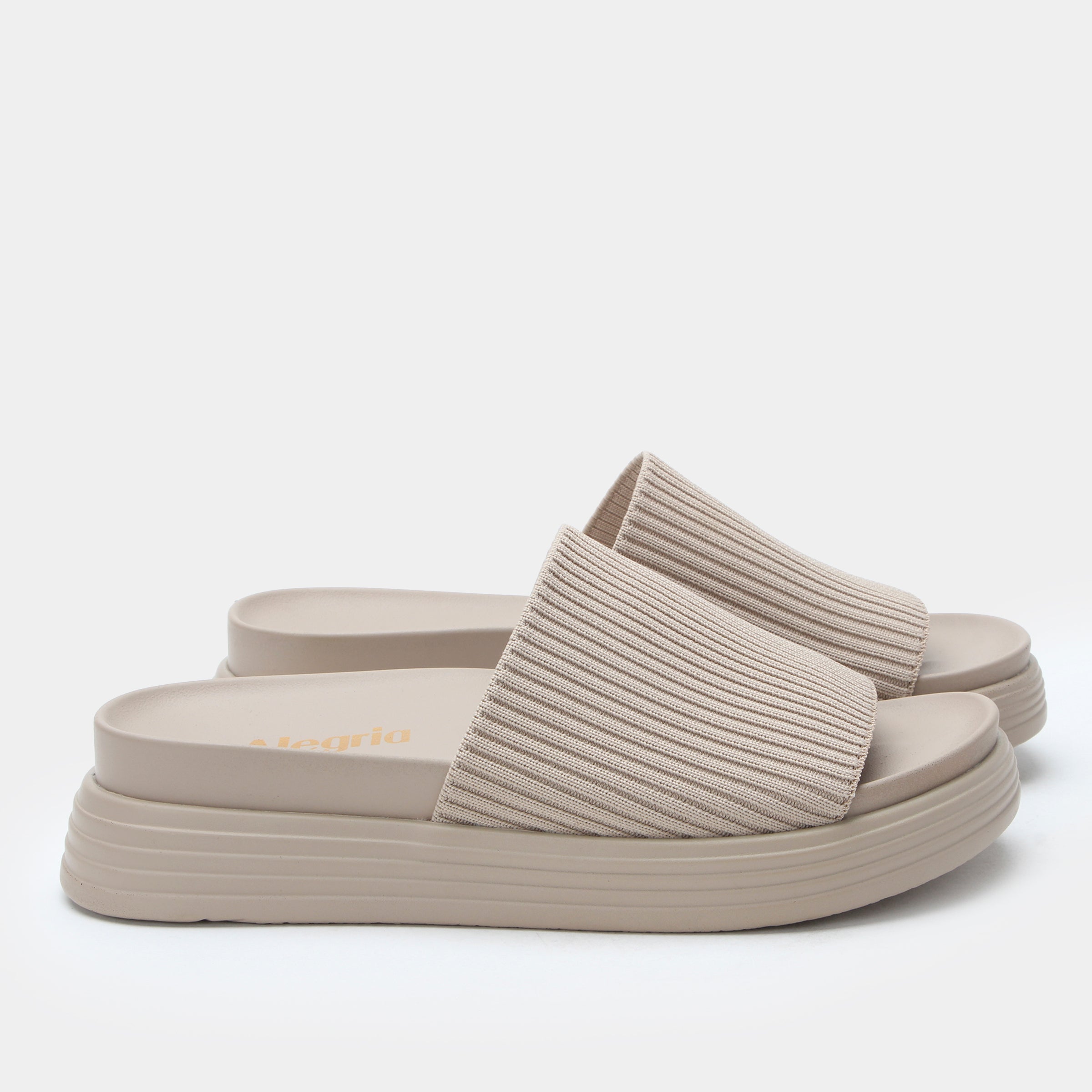 Akimi Beachy Keen Sandal - Image 3