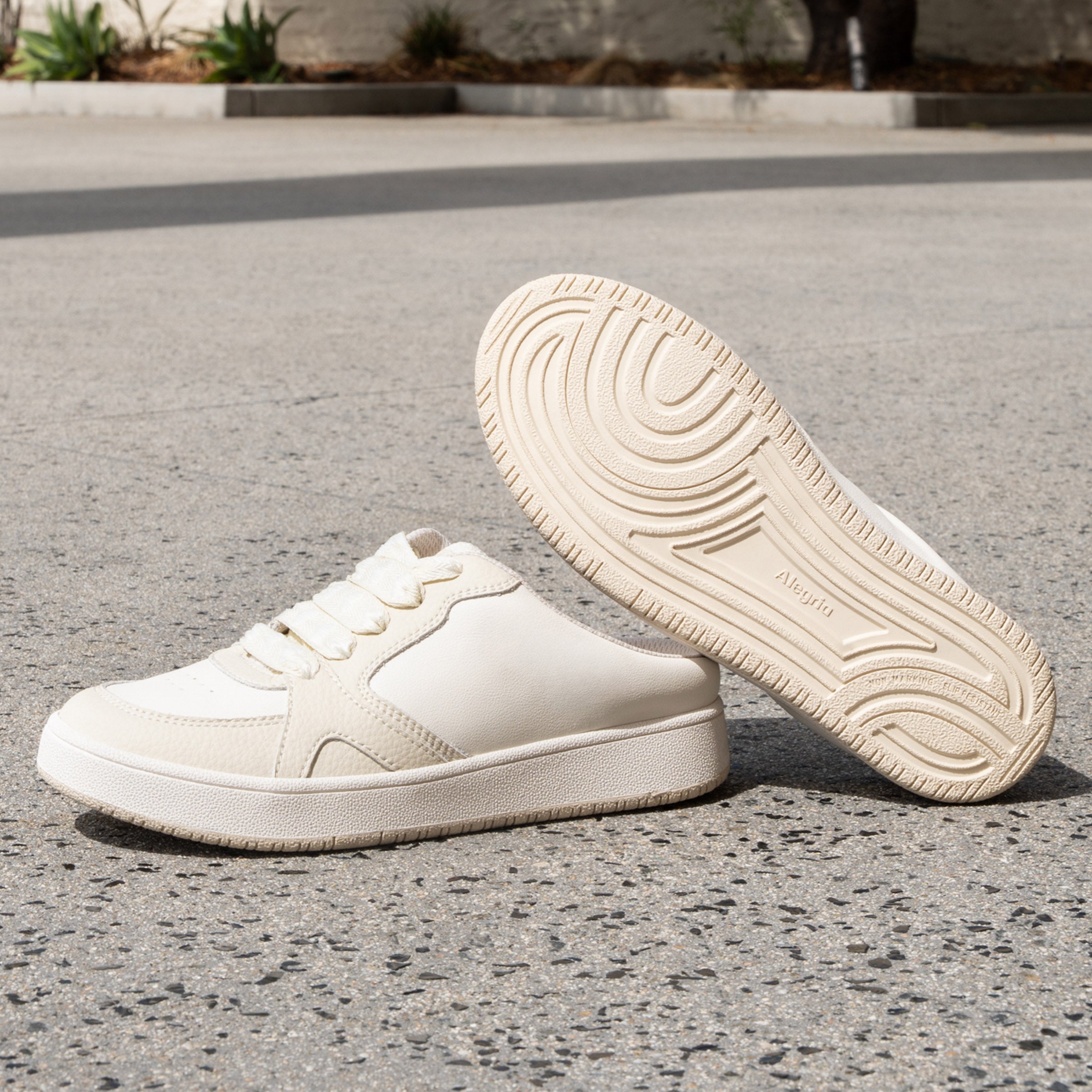 Celeste Vanilla Shoe - Image 2