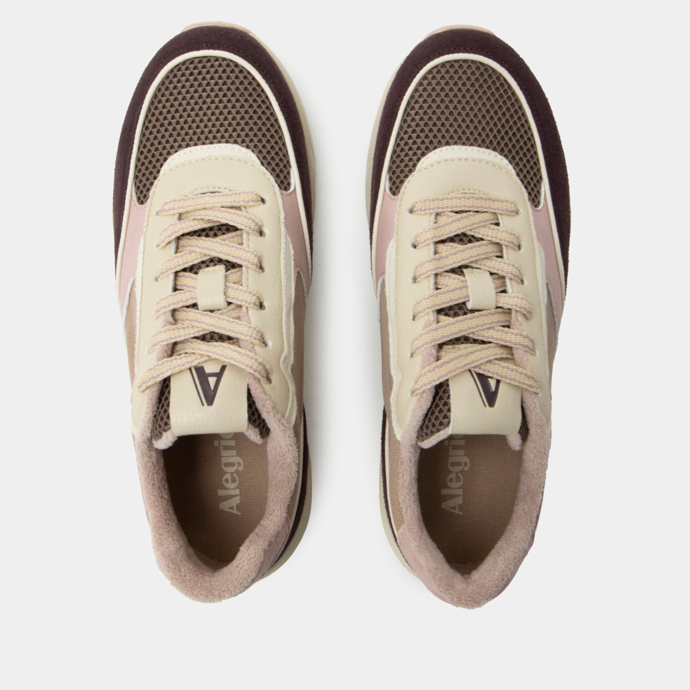 Embyr Chery Lacquer Shoe - Image 5