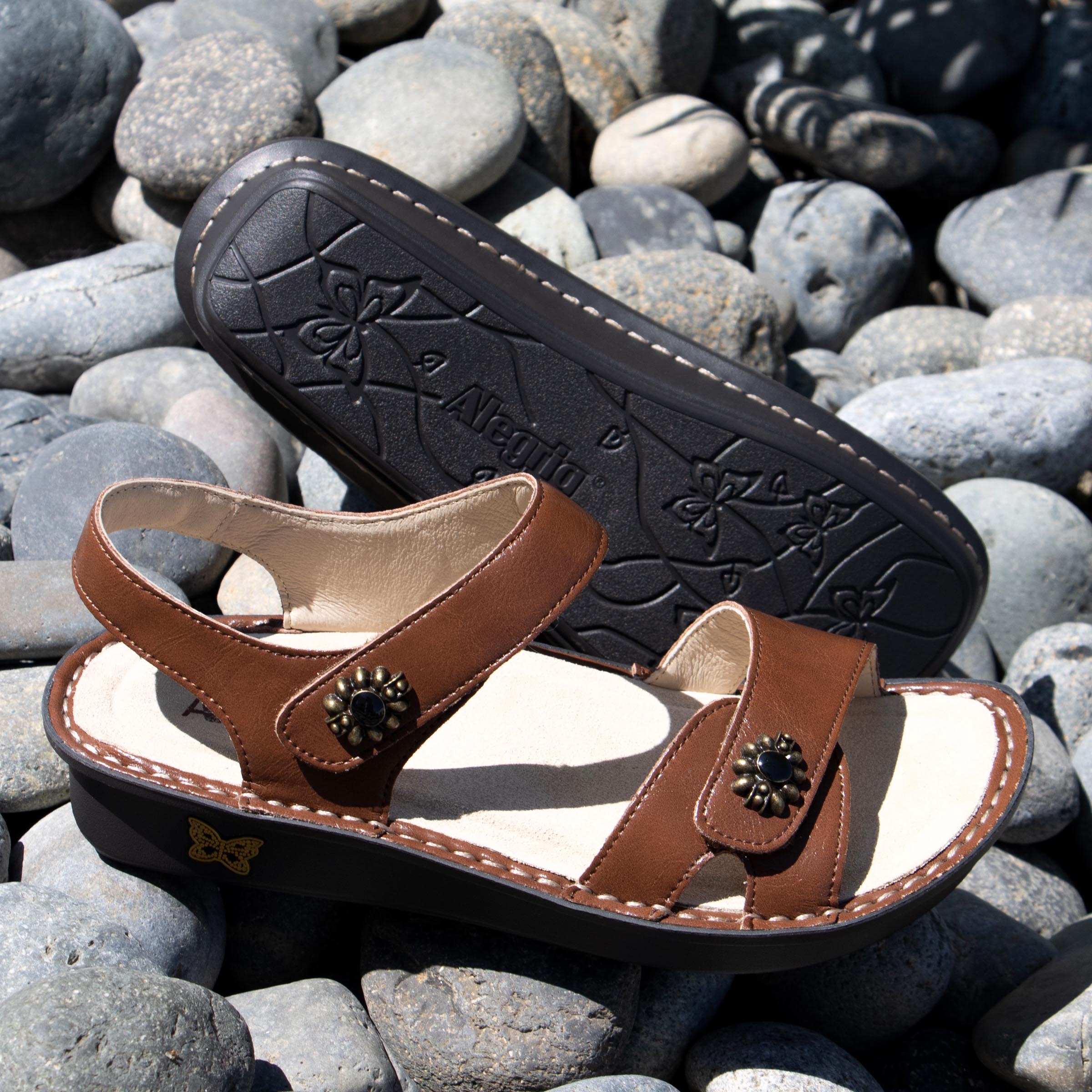 Vienna Marrone Sandal - Image 2